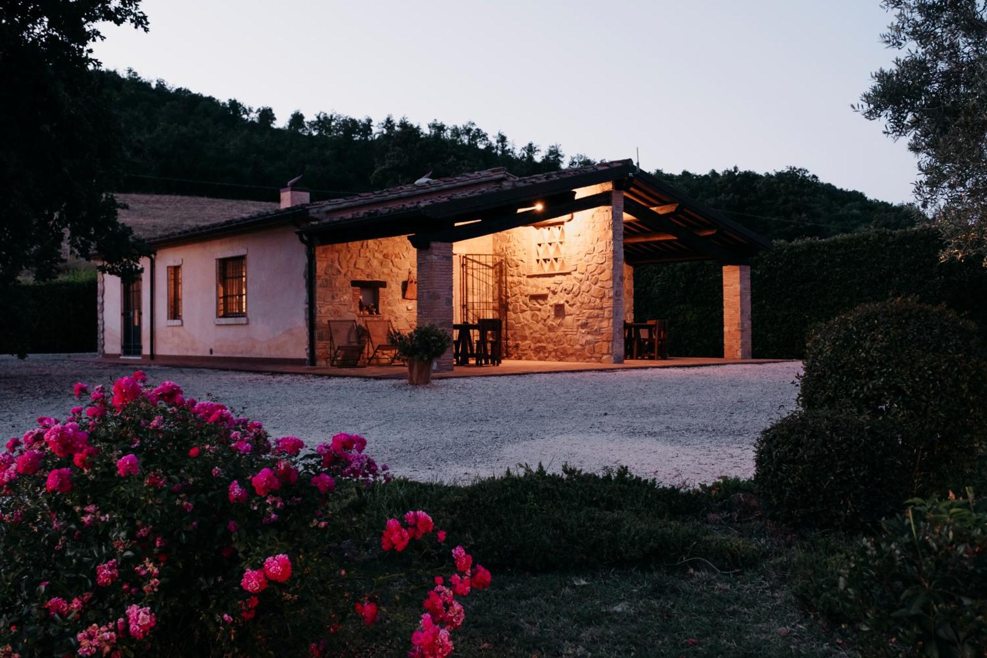 Poggio Al Vento Villa Manciano Exterior photo